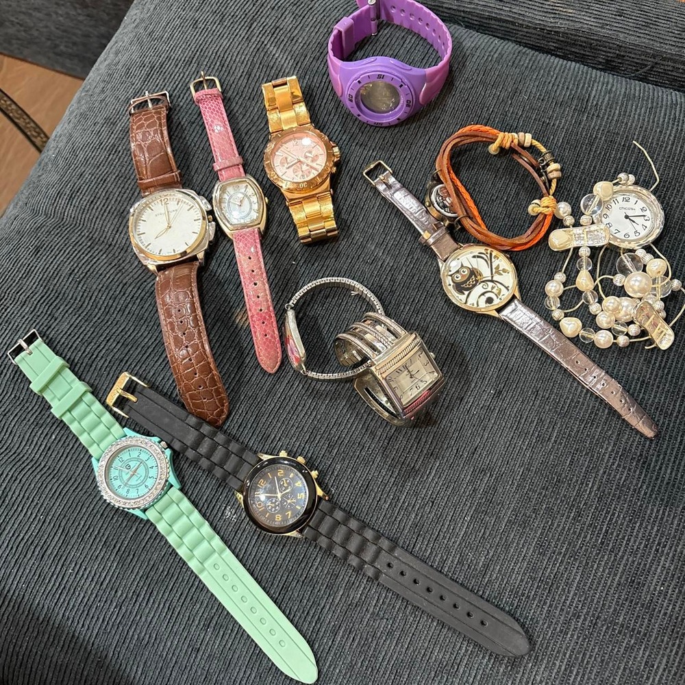 Lot of watches